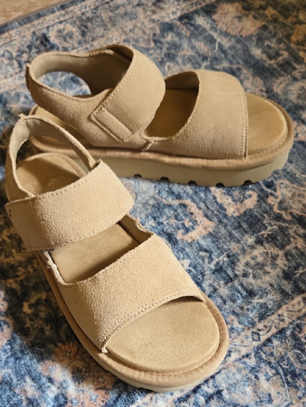 Koolaburra by UGG Tizz Platform Lug Sole Sandal In Taupe Size Womens 7